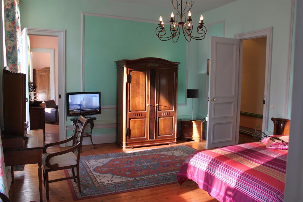 Chateau Des Saveurs Saint-Sauveur-d'Emalleville Номер фото